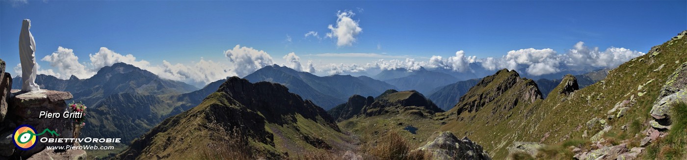 42 Alla bianca Madonnina del Pietra Quadra (2356 m) -G.E.M. (Gruppo Escursionisti Mozzo).jpg